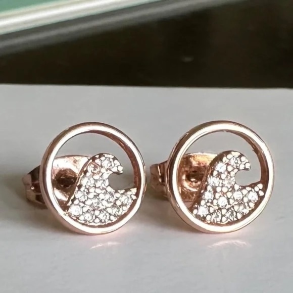 Pura Vida Pave Wave Necklace and Earring Set - Picture 6 of 9